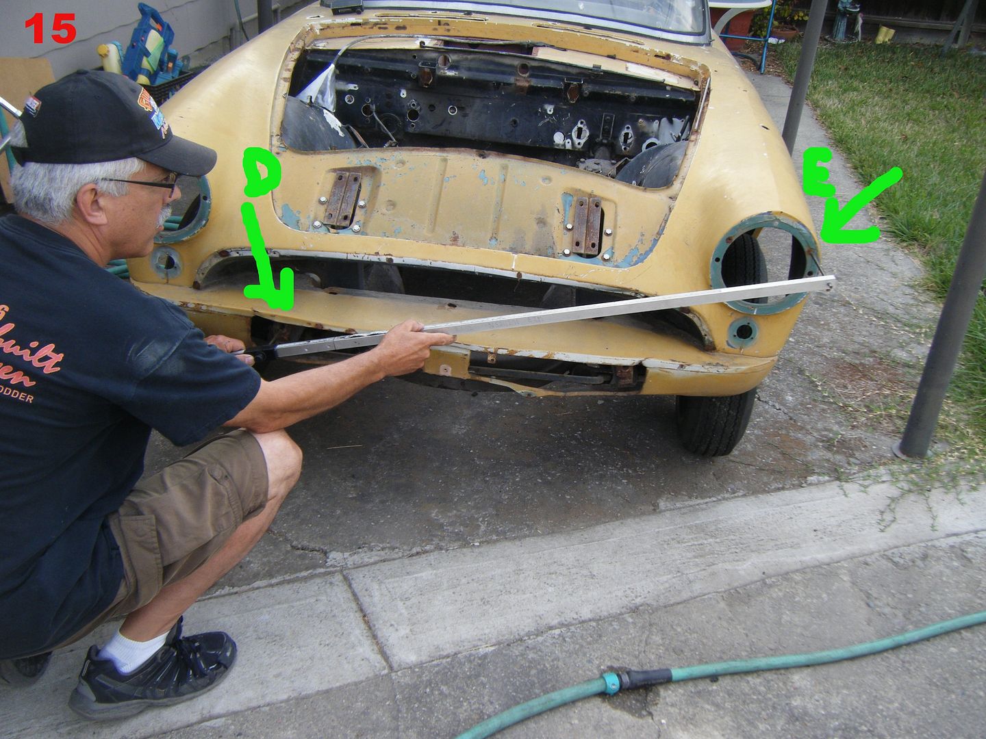 "Basics of Basics" Using a Tram Gauge to Measure. Team Camaro Tech